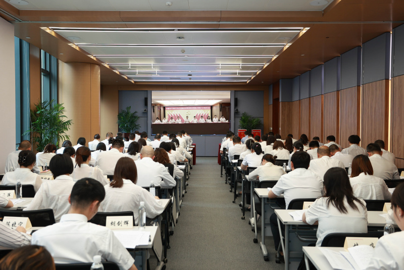 1739437033253844RNna.jpg 浙江東方第八次黨員大會 中韓人壽分會場.jpg